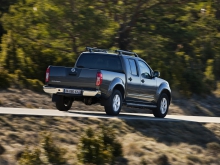 Фото Nissan Navara 2.5 dCi MT №11