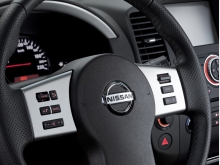 Фото Nissan Navara 2.5 dCi MT №15