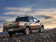 Фото Nissan Navara 2.5 dCi MT №7